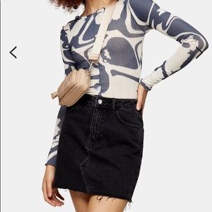 BNWT - Topshop Washes Black Denim Skirt